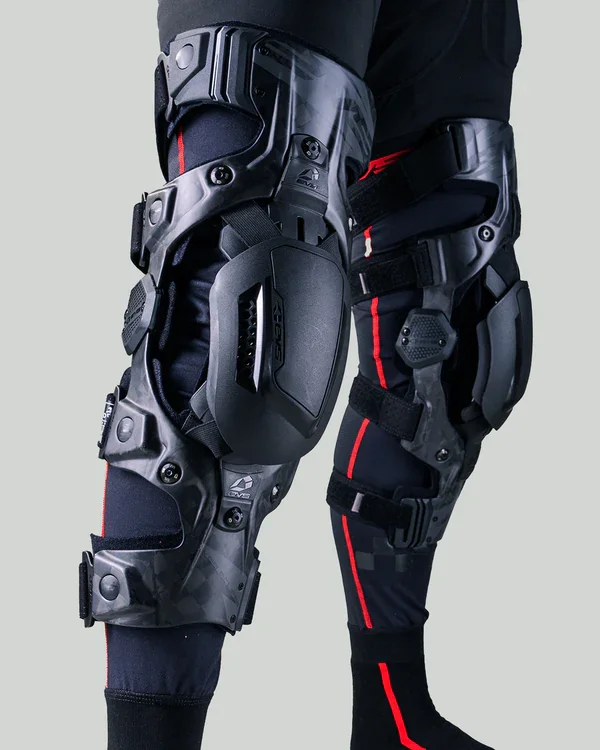 EVS Sports SB04 Shoulder Brace